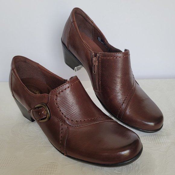 CLARKS Bendables Slip-On Buckle Detail- Brown color- Women's Size 9M - Picture 4 of 14